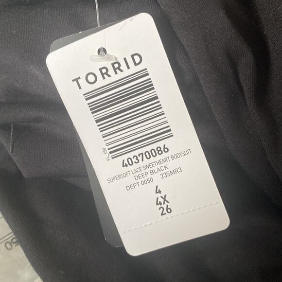 Torrid deep black Super Soft Lace Sweetheart Bodysuit - Picture 8 of 9